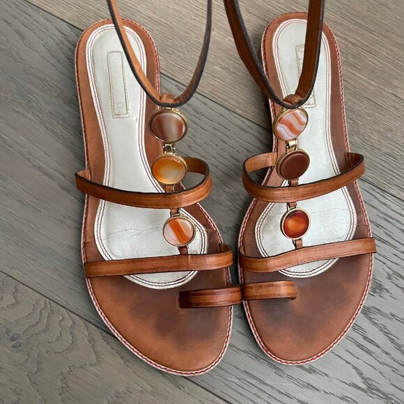 Unisa Galia Gladiator Leather Sandals Glass Medallion Detail Tan Orange Sz 9 - Picture 2 of 11
